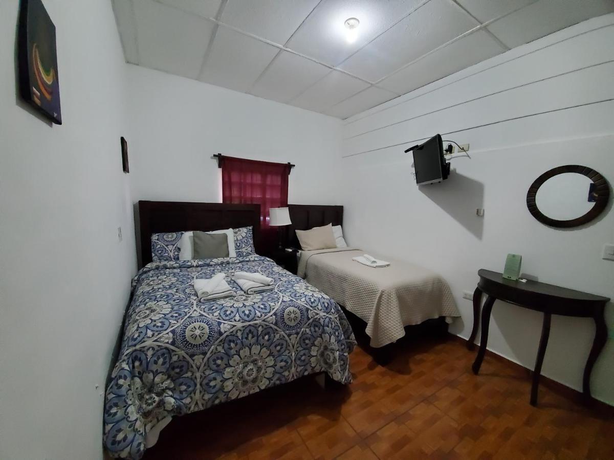 Hotel & Restaurant Fleur De Lis Concepción de Ataco Екстериор снимка